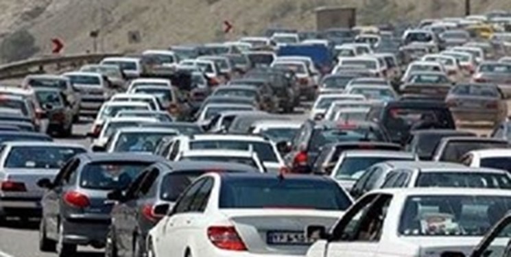 ترافیک پرحجم در مسیرهای شرق استان تهران/ محور هراز یک‌طرفه می‌شود