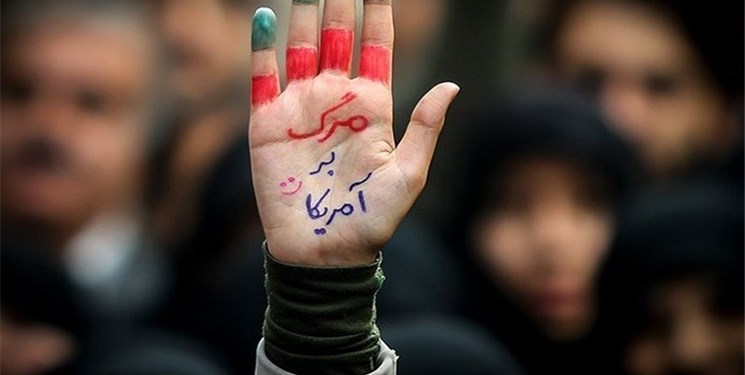 13 آبان شناسنامه و سند هویت انقلاب اسلامی است