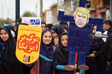 مراسم راهپیمایی یوم‌الله ۱۳ آبان در همدان