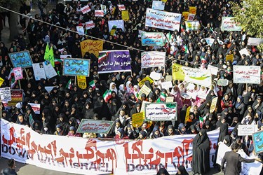 مراسم راهپیمایی یوم‌الله ۱۳ آبان در زنجان