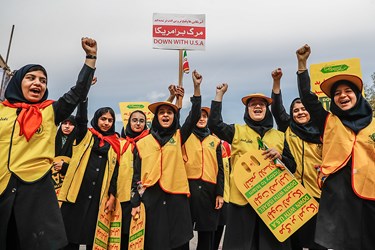 مراسم راهپیمایی یوم‌الله ۱۳ آبان در شیراز