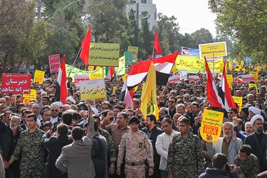 مراسم راهپیمایی یوم‌الله ۱۳ آبان در کرمان