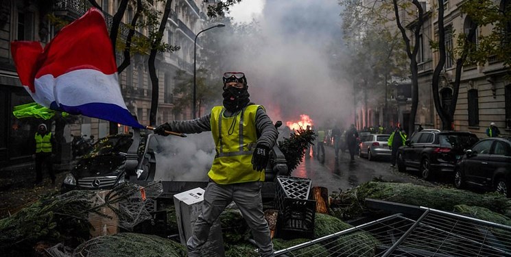 پاریس، شهر ناآرام/ نگاهی به شنبه اعتراض در فرانسه+عکس و فیلم