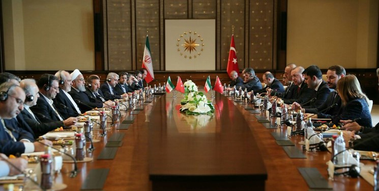 ظریف: ایران و ترکیه به همکاری برای پیشبرد امنیت و ثبات در منطقه متعهدند