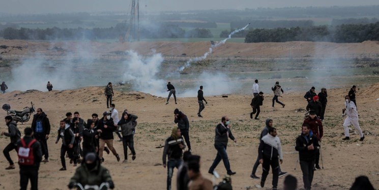 مجروح شدن 19 فلسطینی در تیراندازی نظامیان صهیونیستی در مرز غزه