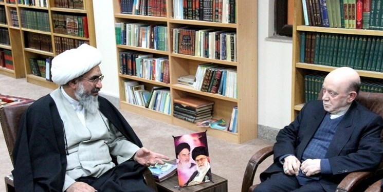 دیدار محمدنبی حبیبی دبیرکل حزب موتلفه اسلامی با آیت‌الله صفایی بوشهری