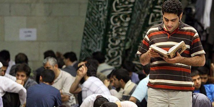 برگزاری ۳۰۰ اعتکاف رمضانیه در سراسر کشور