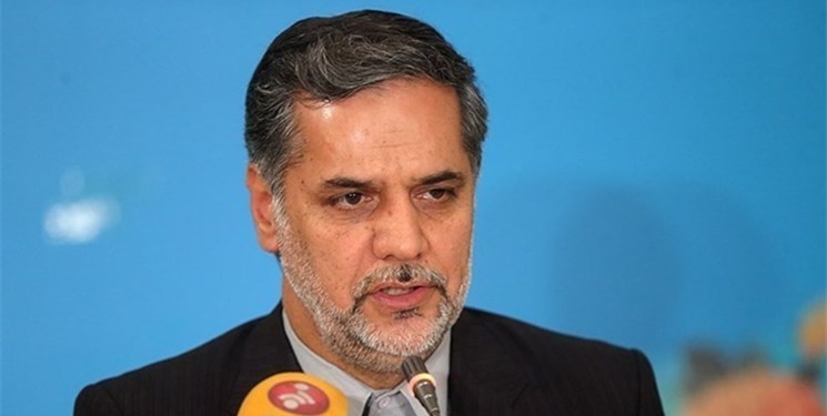 نقوی حسینی: حمله به نمایندگان انقلابی چون کریمی قدوسی برای انحراف افکار عمومی از مشکلات است