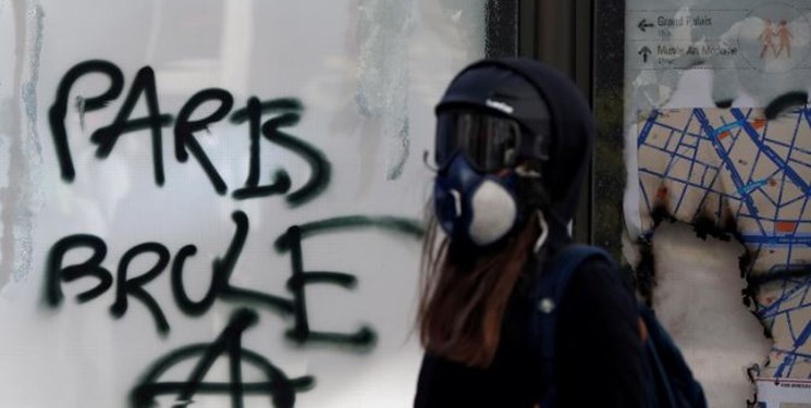فرانسه تدابیر جدیدی برای برخورد محکم با معترضان در پیش می‌گیرد