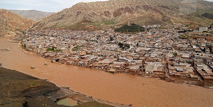 بارش‌های اخیر و سیل به 1456 واحد مسکونی در قزوین آسیب وارد کرده است