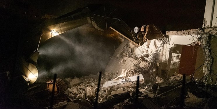 صهیونیست‌ها منزل عامل استشهادی «عوفر» و روستای «العراقیب» را تخریب کردند
