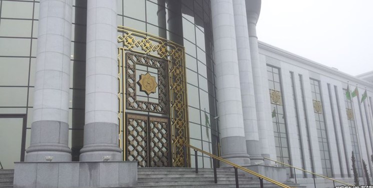 عدم پذیرش مدرک برخی دانشگاه‌های خارجی از سوی ترکمنستان