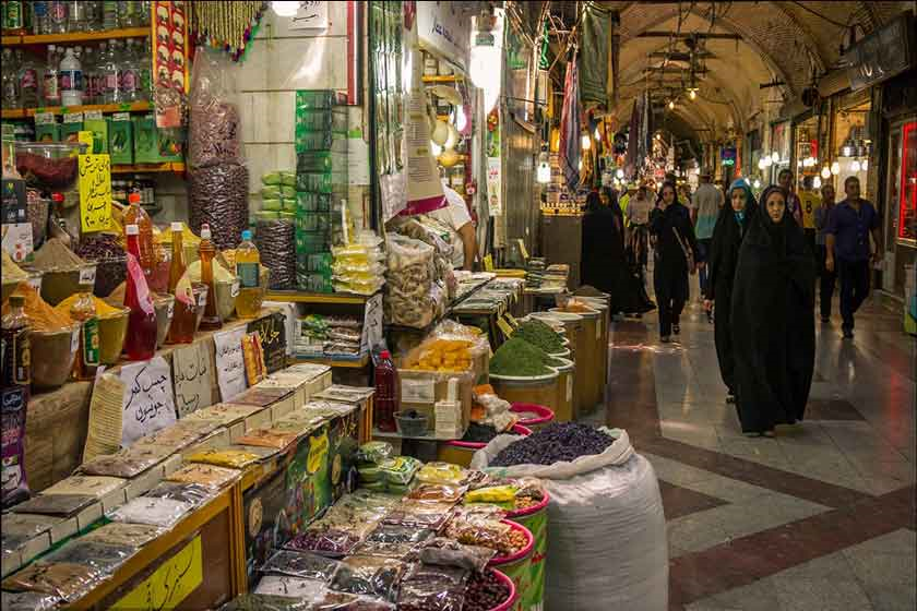 اصلاح بودجه را به آینده موکول نکنیم / دشمن با رصد ذخایر ارزی دنبال گرفتن امتیاز در مذاکرات است 2