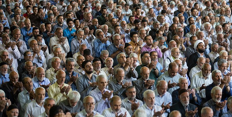  کتابخانه سیار به مناسبت چهلمین سالگرد اقامه نماز جمعه در یزد