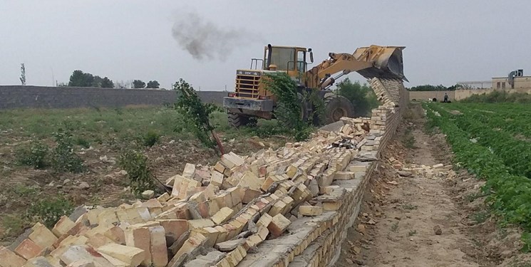 80 مورد ساخت و ساز غیرمجاز در اراضی کشاورزی کرمانشاه تخریب شد