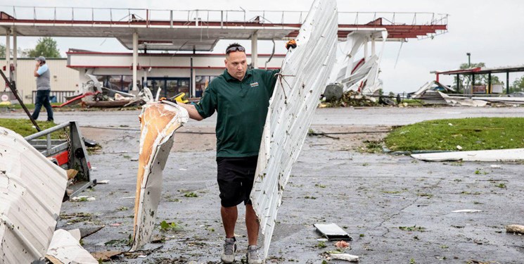 جدیدترین آمار خسارات طوفان در میسوری آمریکا+عکس و فیلم