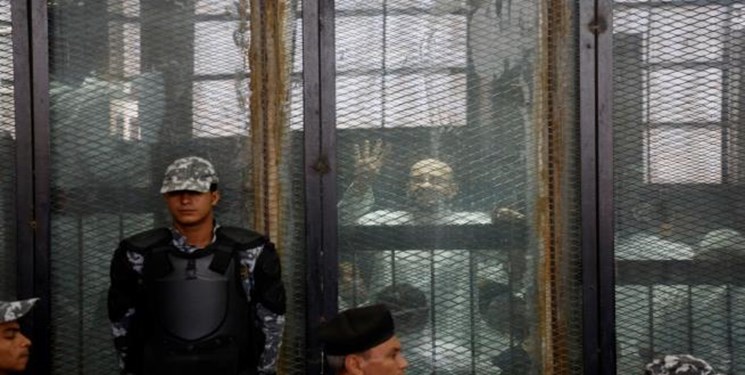 مصر پس از مرگ مُرسی ملاقات با زندانیان را ممنوع کرد