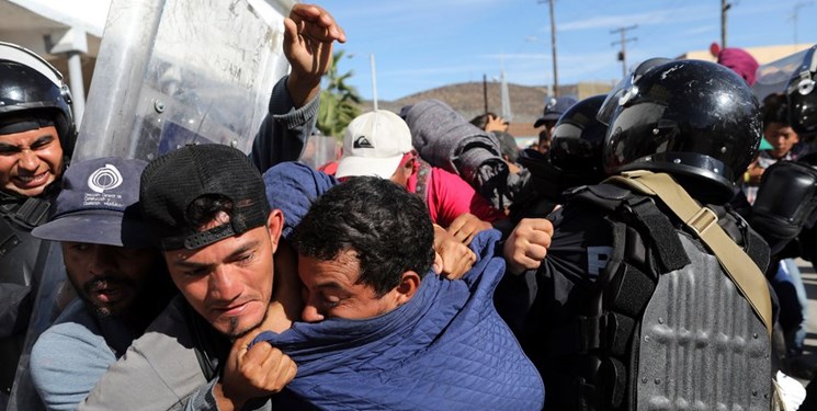 دولت آمریکا از روز یکشنبه اخراج مهاجران ثبت‌نشده را آغاز می‌کند