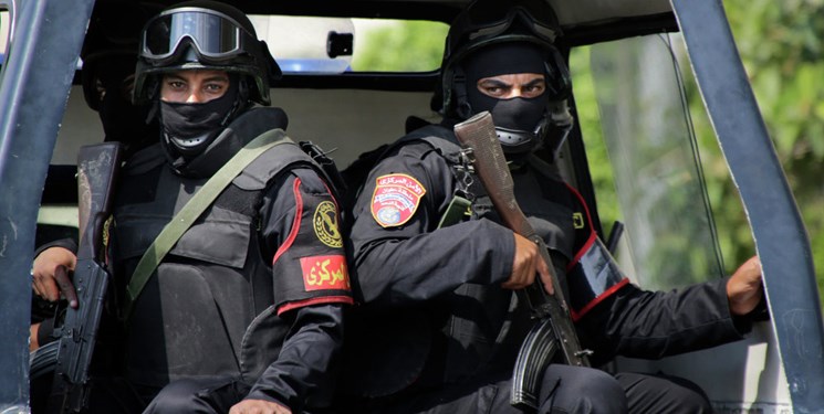 هفت نیروی پلیس مصر در حمله مسلحانه کشته شدند