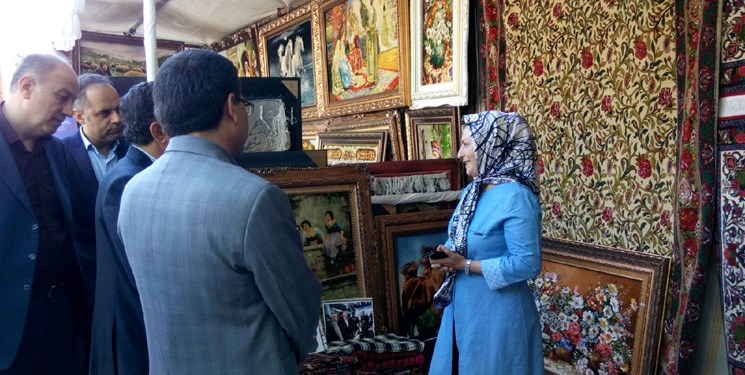 نمايشگاه فرش دستباف کردستان در سنندج برپا شد