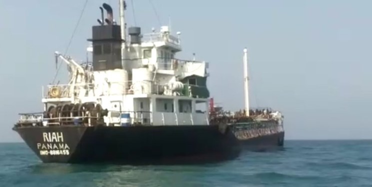 ایران ۹ سرنشین هندی کشتی توقیف‌شده «ریاح» را آزاد کرد 