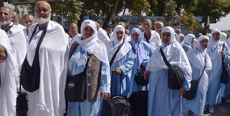 نخستین گروه 160 نفری حجاج تاجیک راهی سرزمین وحی شدند
