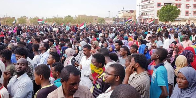 سودان|چهار کشته در تظاهرات و ازسرگیری مذاکرات شورای نظامی و معارضان