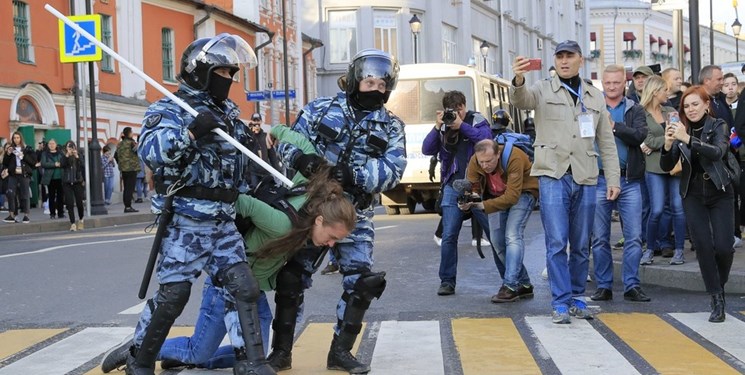 روسیه از بازداشت ۱۳۶ نفر در تظاهرات بدون مجوز مسکو خبر داد