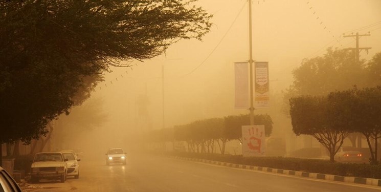 گرد و غبار در راه خوزستان