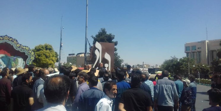 آذرآبی‌ها خواستار تغییر سهامدار هستند/ حمایت شورای کارهپکو از اعتراضات قانونی کارگران آذرآب