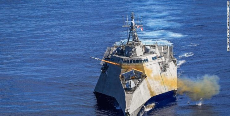 نیروی دریایی آمریکا در سواحل گوام کروز دریایی آزمایش کرد
