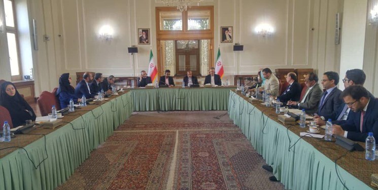 نشست مشترک سفیر یمن با سفرای آمریکای لاتین به میزبانی و مشارکت وزارت خارجه ایران