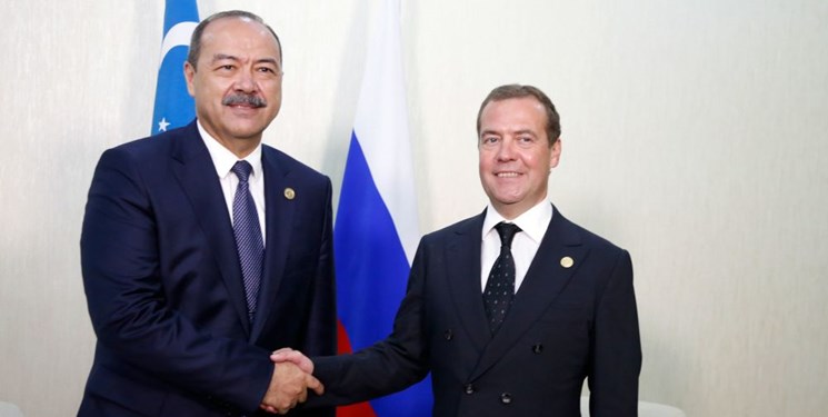 دیدار نخست‌وزیران ازبکستان و روسیه در مسکو