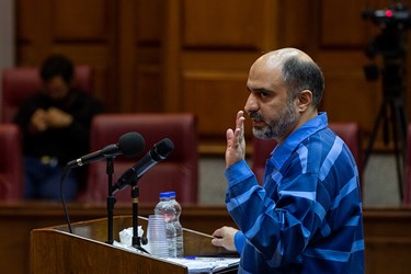  احمدرضا لشکری‌پور در پنجمین جلسه دادگاه رسیدگی به جرایم  شرکت دارویی رسا 