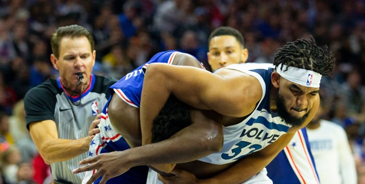 لیگ بسکتبال NBA| درگیری شدید فیزیکی یانکی ها/ غول ها به جان هم افتادند+فیلم