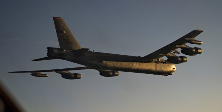 پرواز بمب‌افکن راهبردی آمریکا نزدیک پایگاه هوایی روسیه در سوریه