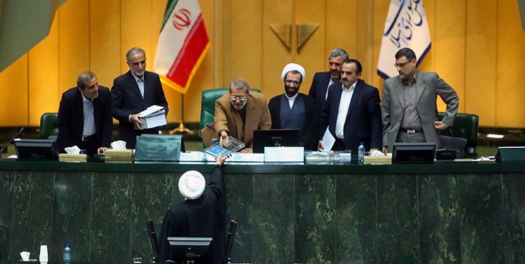 بسیج دانشکده اقتصاد تهران: تصویب لایحه بودجه 99 وضعیت معیشتی مردم را بدتر می‌کند