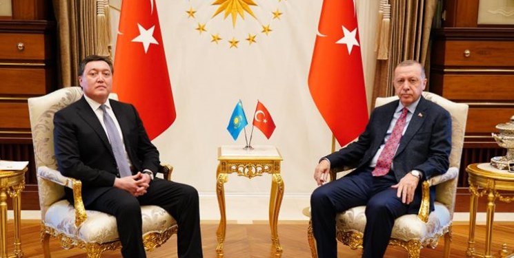 دیدار نخست‌وزیر قزاقستان با مقامات عالی و تجار ترکیه