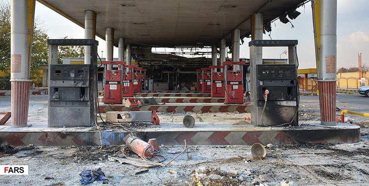فیلم|جایگاه سیار شهر صیدون در آتش سوخت