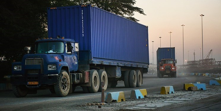 ممنوعیت تردد کامیون‌ها در سطح استان تا اطلاع ثانوی