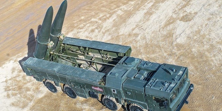 ماکرون پیشنهاد روسیه برای تعلیق استقرار موشک‌های میان‌برد در اروپا را رد کرد