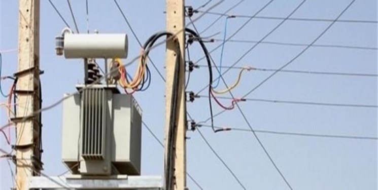 اصلاح بیش از ۴ هزار متر شبکه فشار متوسط برق در سمنان