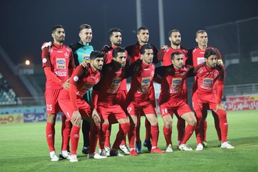 گزارش تصویری از برد پرگل پرسپولیس مقابل ذوب آهن