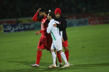 گزارش تصویری از برد پرگل پرسپولیس مقابل ذوب آهن