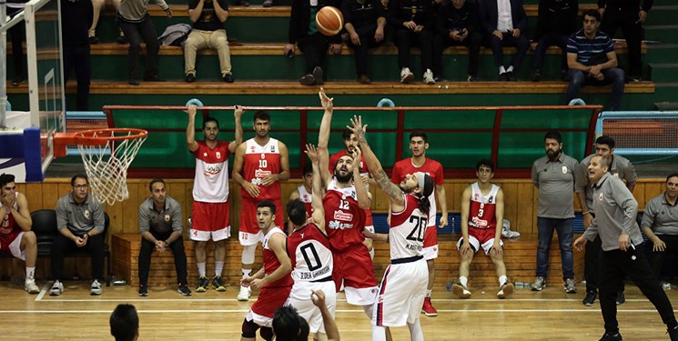 لیگ برتر بسکتبال| پیروزی مشهدی‌ها مقابل شهرداری بندرعباس در خانه