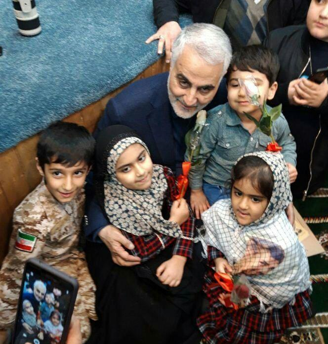 تصاویر| فرزندان شهدای مدافع حرم دوباره یتیم شدند | خبرگزاری فارس