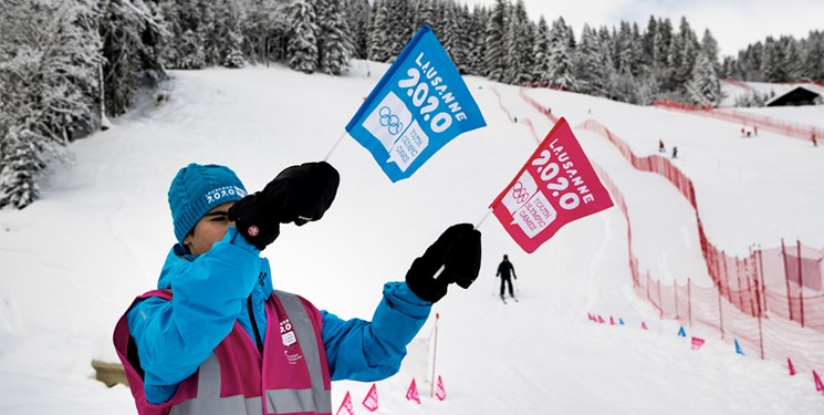 کارمندان IOC به عنوان داوطلب به بازی‌های زمستانی لوزان کمک می‌کنند