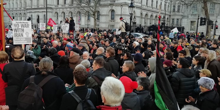 تظاهرات مردم انگلیس علیه اقدامات آمریکا در راستای افزایش تنش با ایران