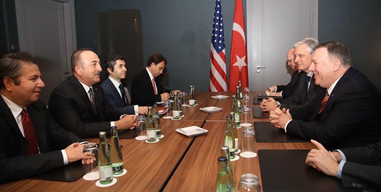 دیدار دوجانبه وزرای خارجه آمریکا و ترکیه پیش از کنفرانس برلین