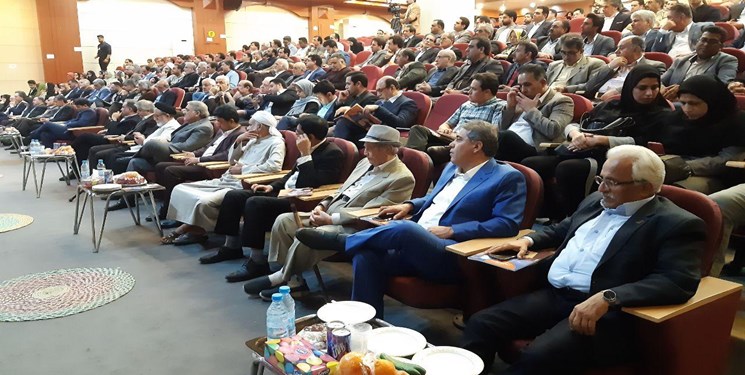 شب فرهنگی و اقتصادی هرمزگان و یزد| امضای تفاهمنامه ساخت دهکده گردشگری سلامت +عکس